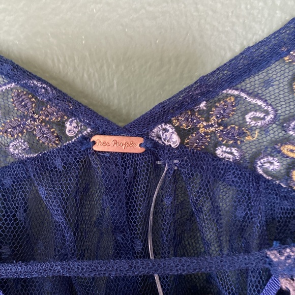 NWT women Sz XS/S oversized rare navy blue sheer glam chic embroidered blouse - Picture 5 of 12